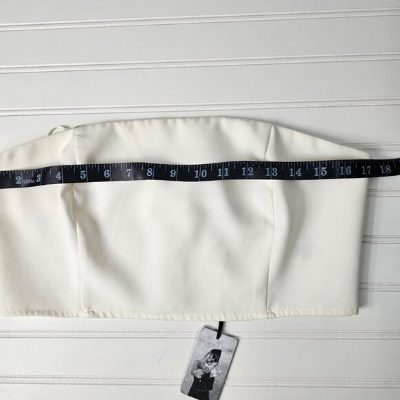 Sincerely Jules Women's Cream Strapless Cropped Bandeau Top Size L NWT - Picture 8 of 10